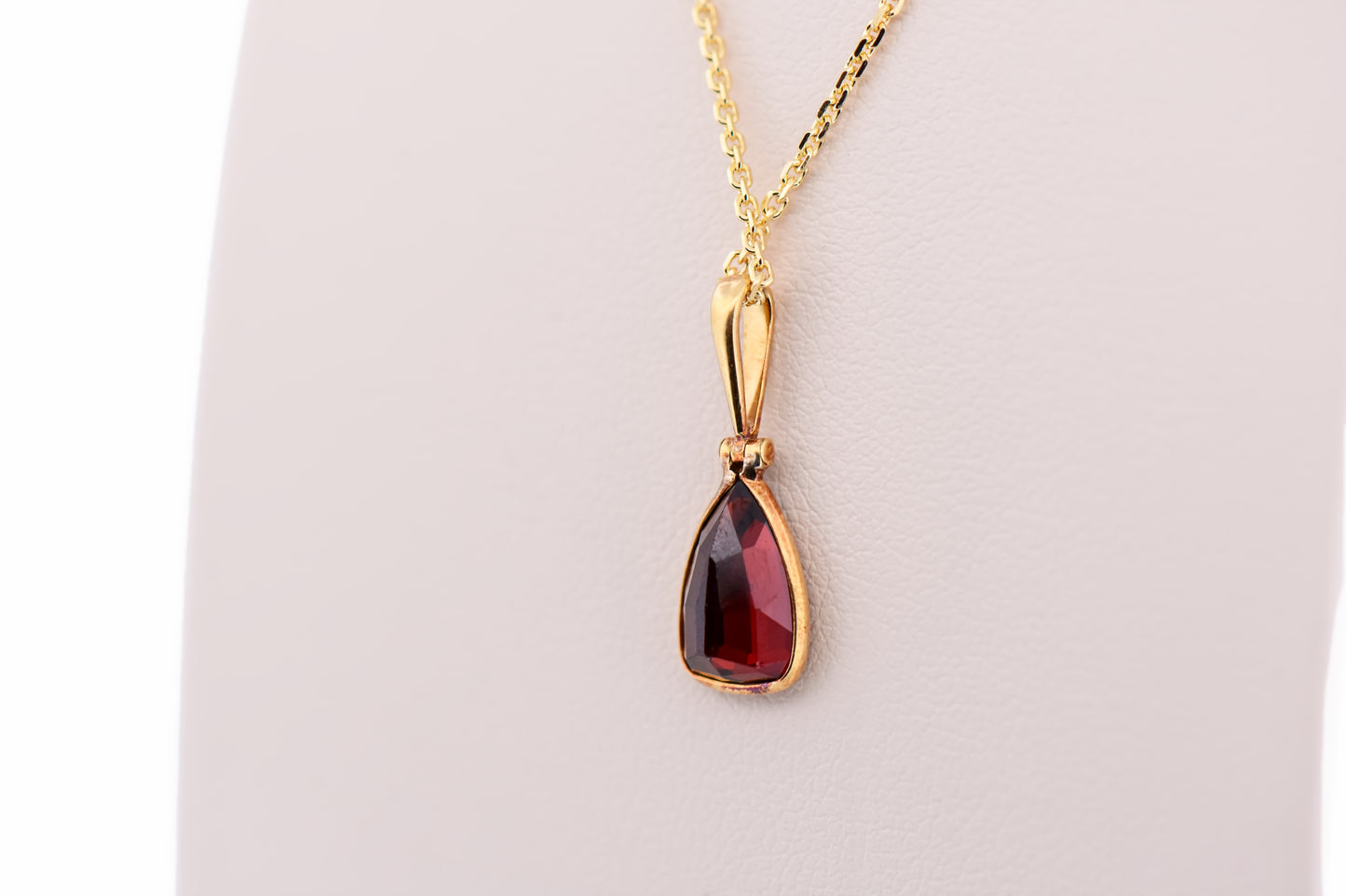 Bezel-Set Red Garnet Pendant in 18k Yellow Gold