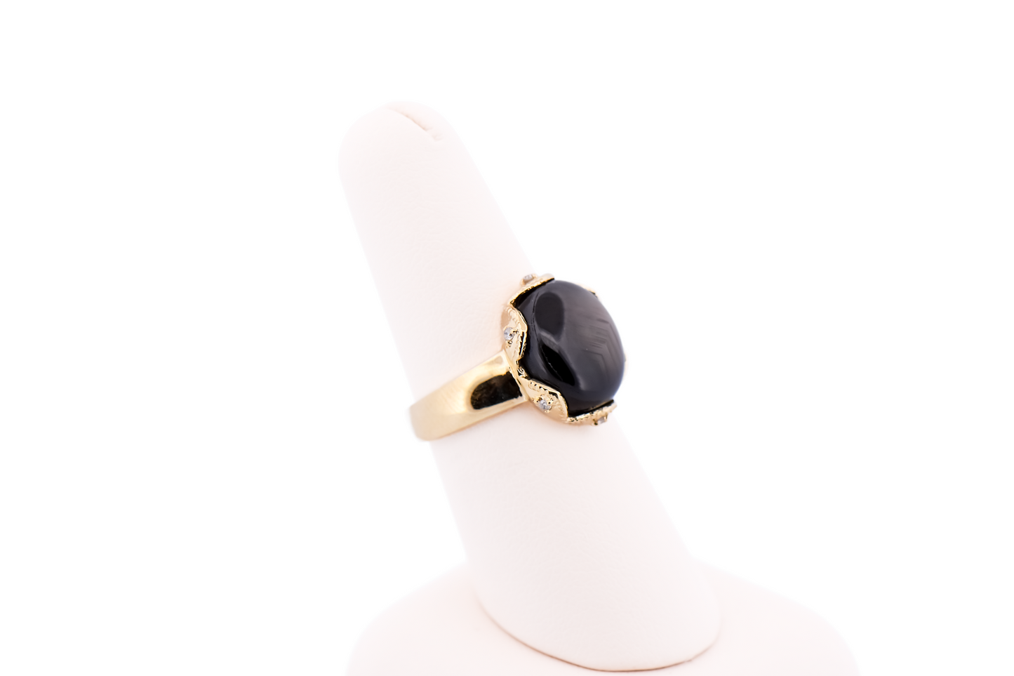 Black Star Sapphire Ring in Scalloped Yellow Gold Bezel