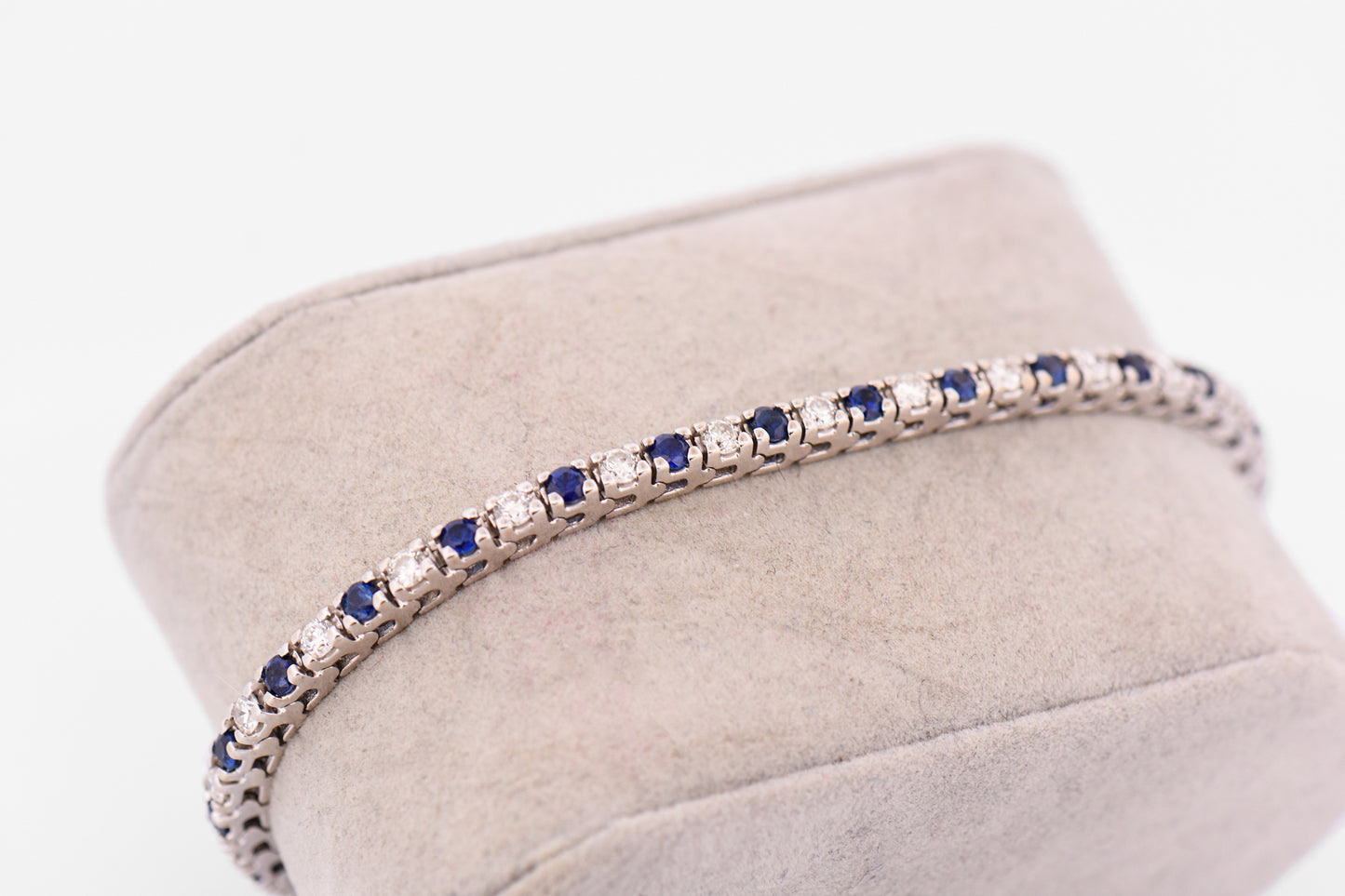 Blue Sapphire & Diamond Tennis Bracelet in White Gold