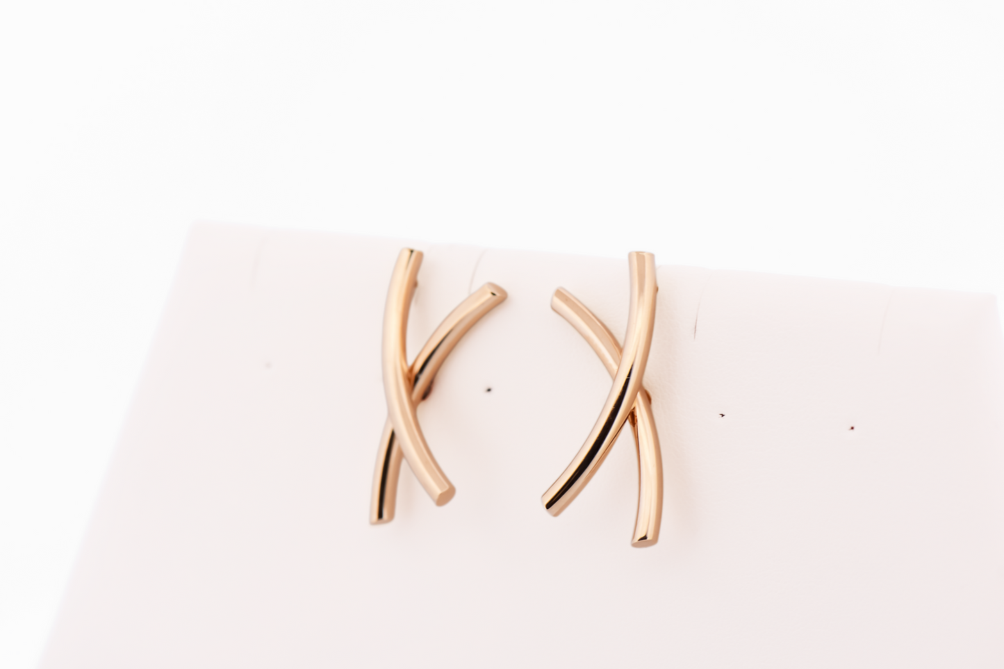 Bold X-Shaped Criss-Cross Stud Earrings in Yellow Gold
