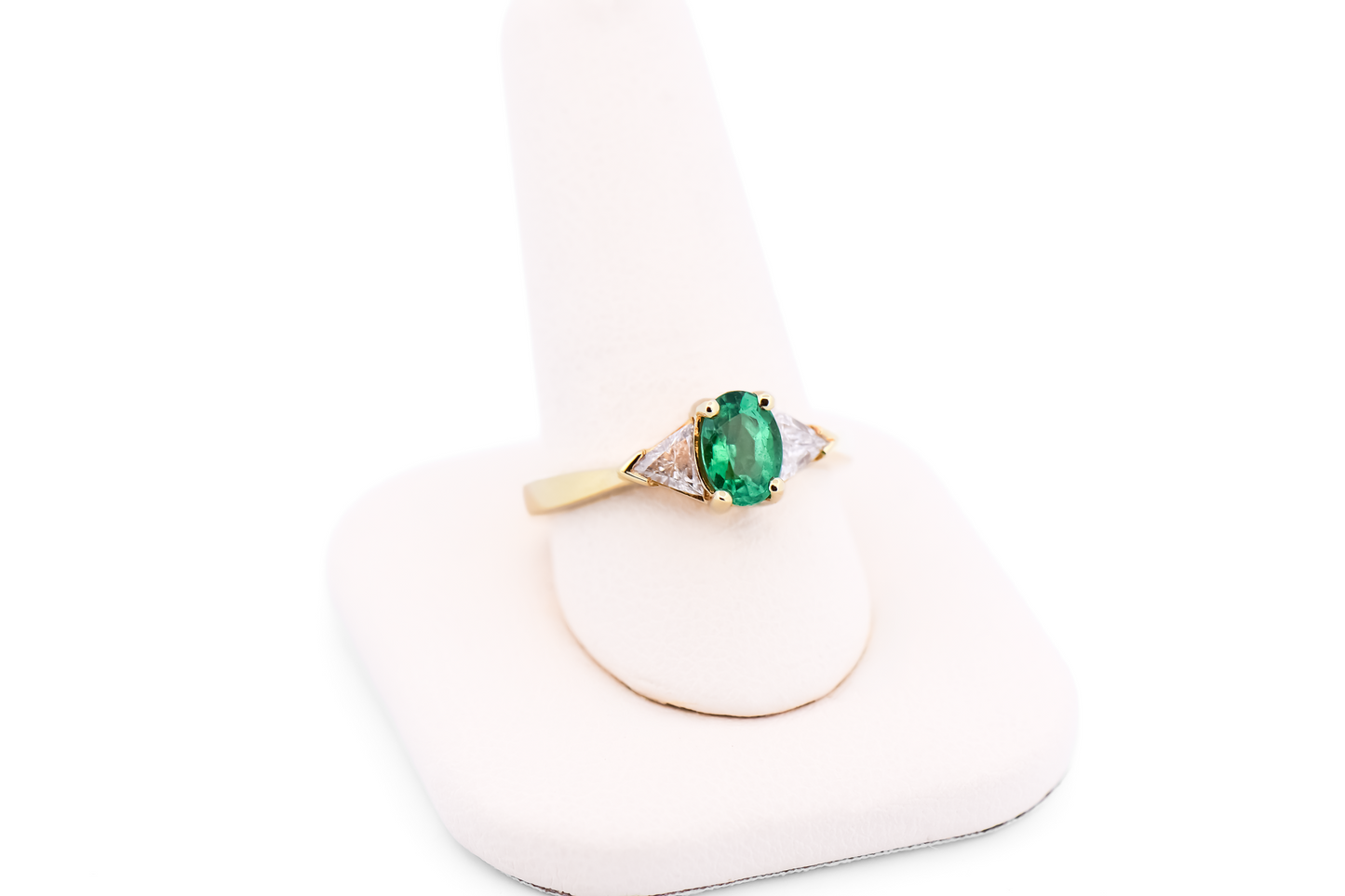 Classic Emerald Three Stone Ring with Trilliant Diamonds in 18k Yellow Gold