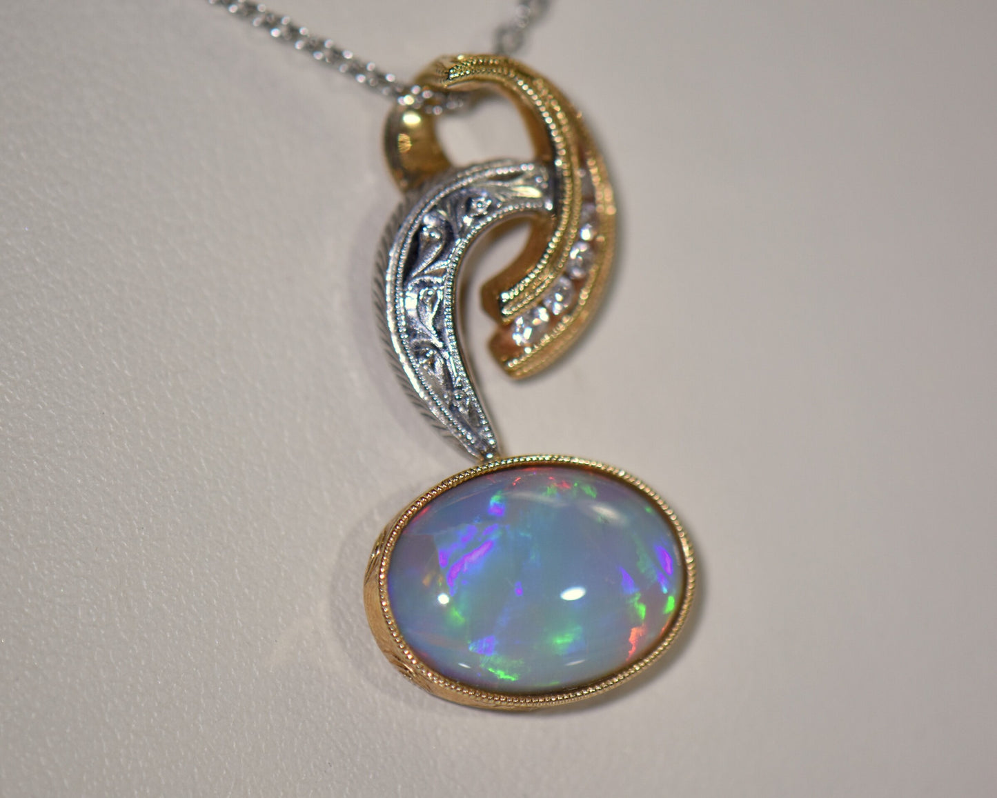 Two-Tone Gold Pendant with Top Quality Opal