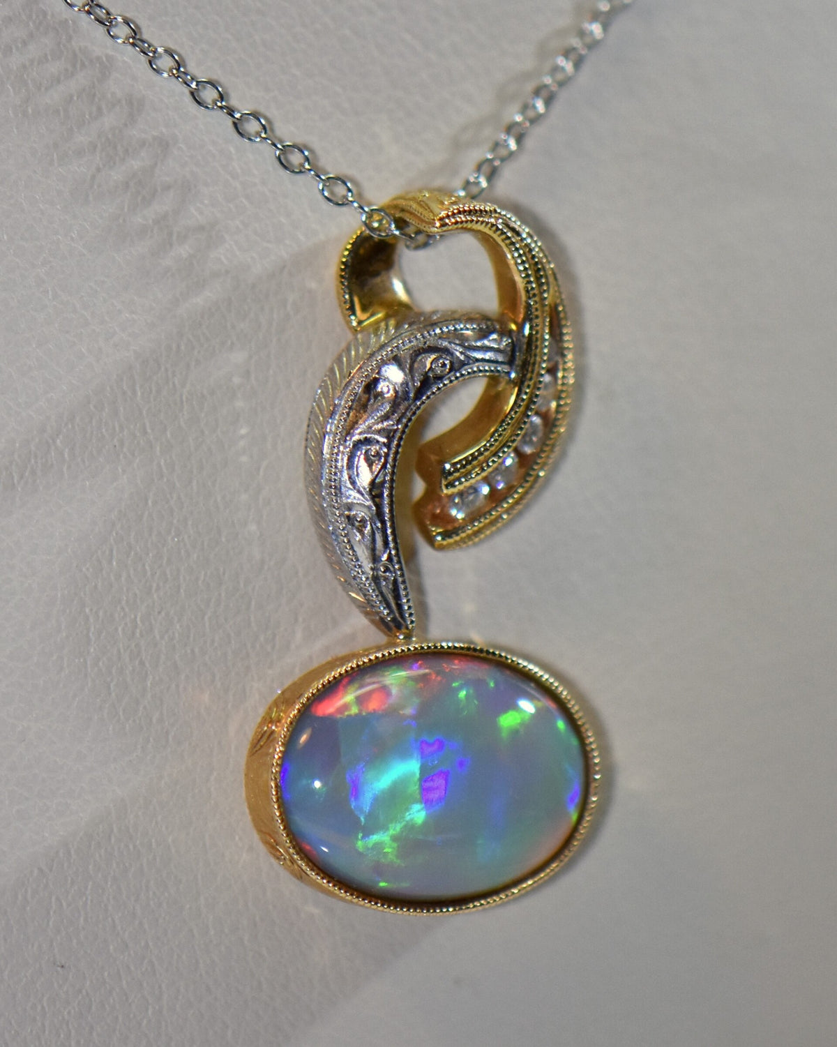 Two-Tone Gold Pendant with Top Quality Opal