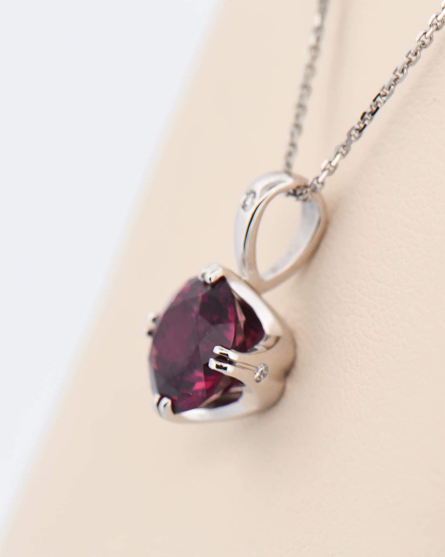 Custom Purple Garnet Solitaire Pendant with Round 4.66ct Rhodolite