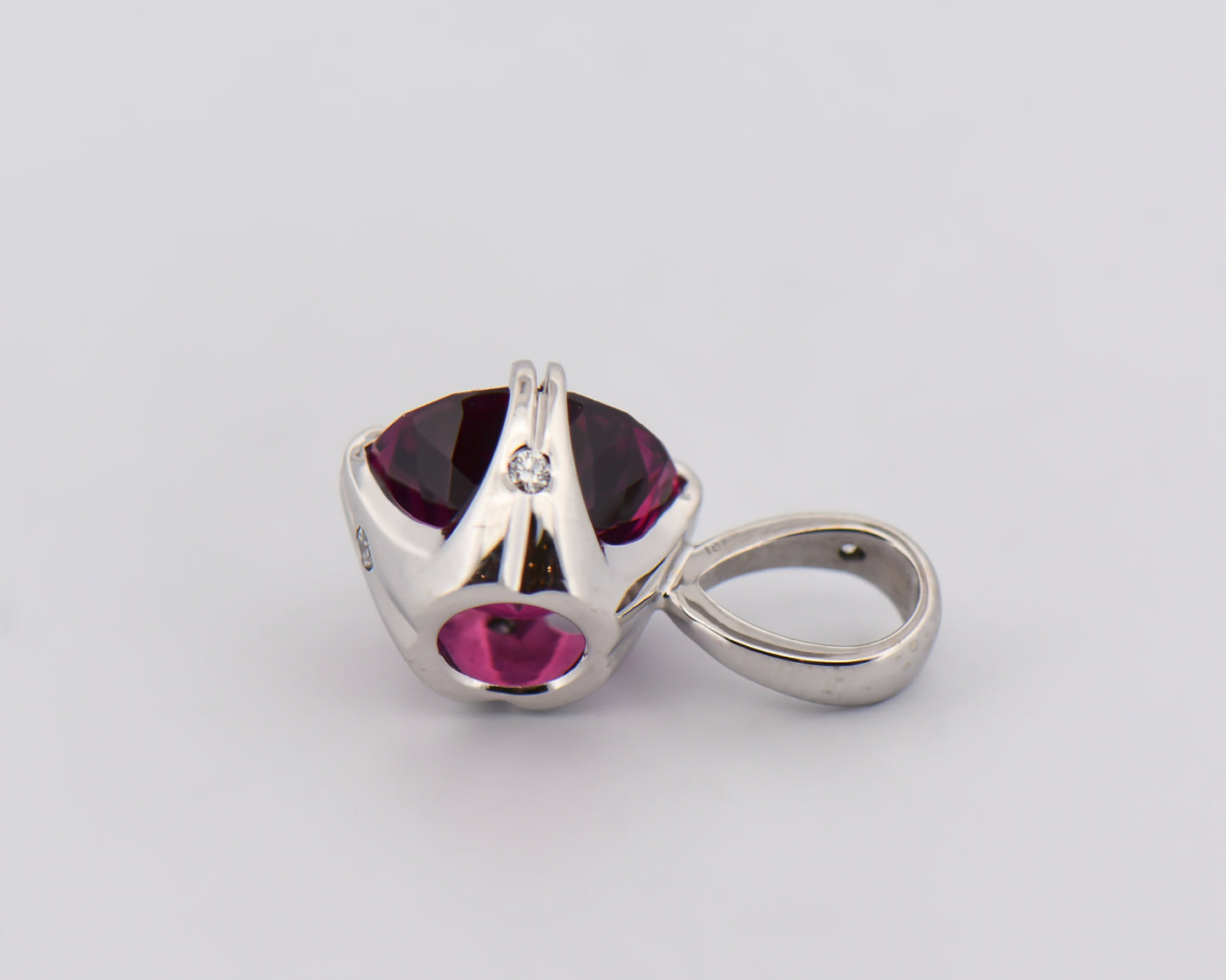 Custom Purple Garnet Solitaire Pendant with Round 4.66ct Rhodolite