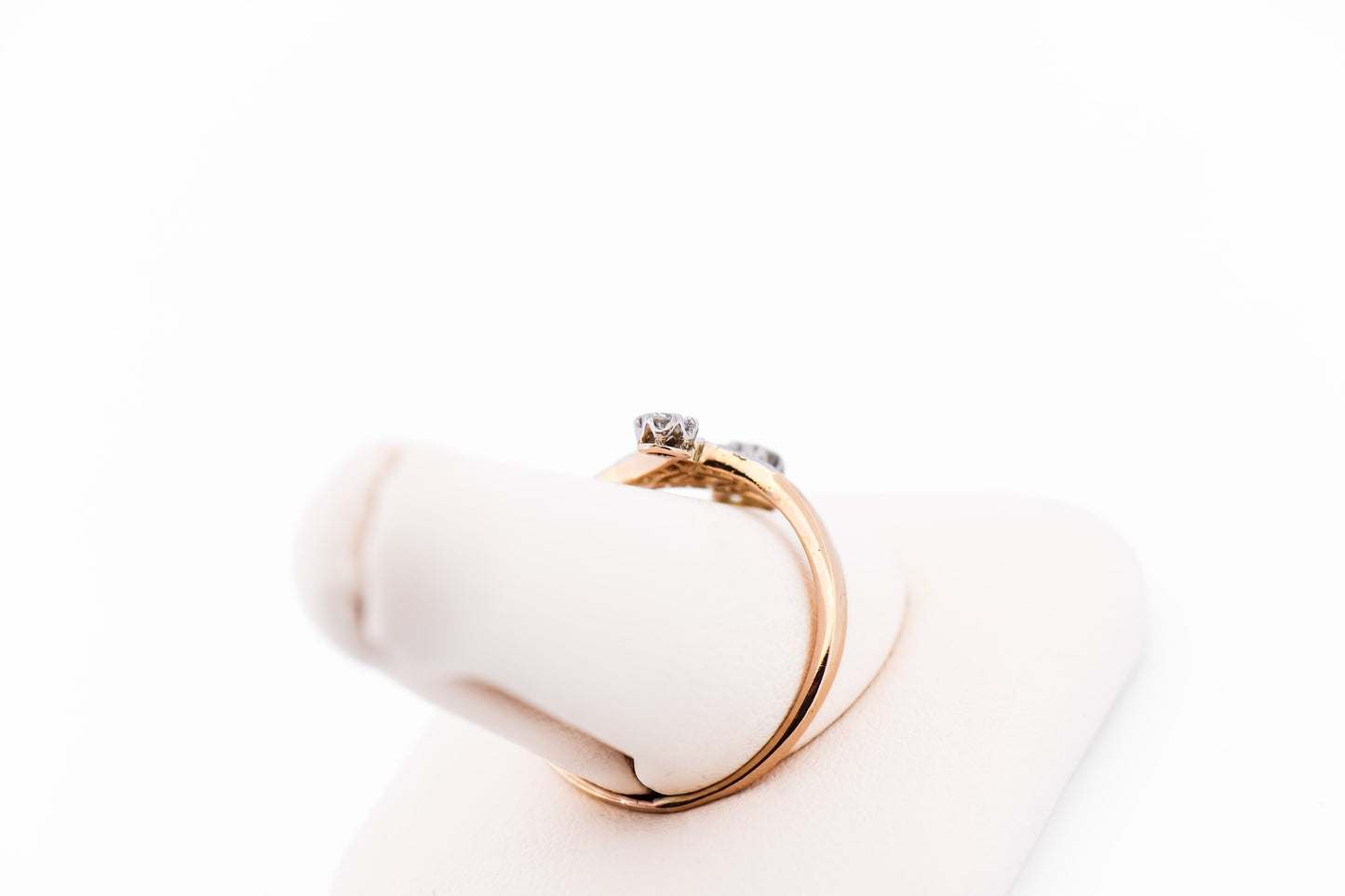 Dainty Edwardian Diamond Toi et Moi Ring in Platinum Topped Yellow Gold