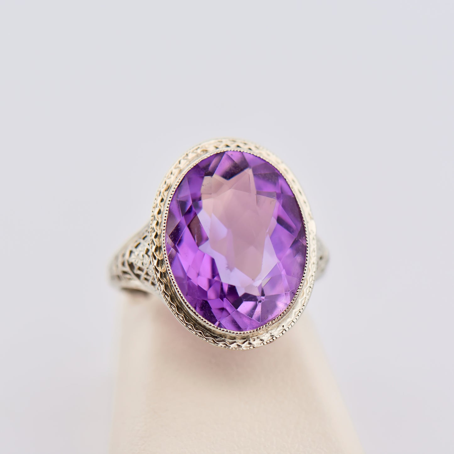 Art Deco Filigree Amethyst Ring in 18k White Gold