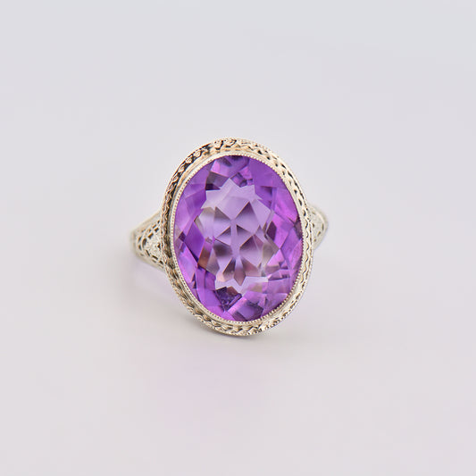 Art Deco Filigree Amethyst Ring in 18k White Gold