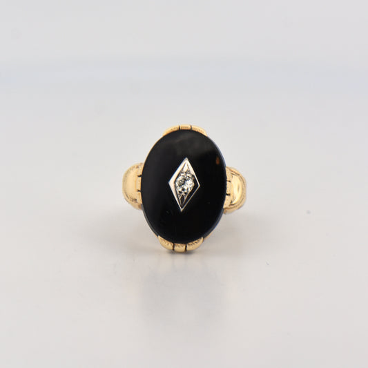 Deco Oval Tablet Onyx Ring with Diamond Center