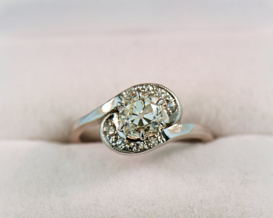 Vintage Engagement Ring with 1ct Old Mine Cut Diamond