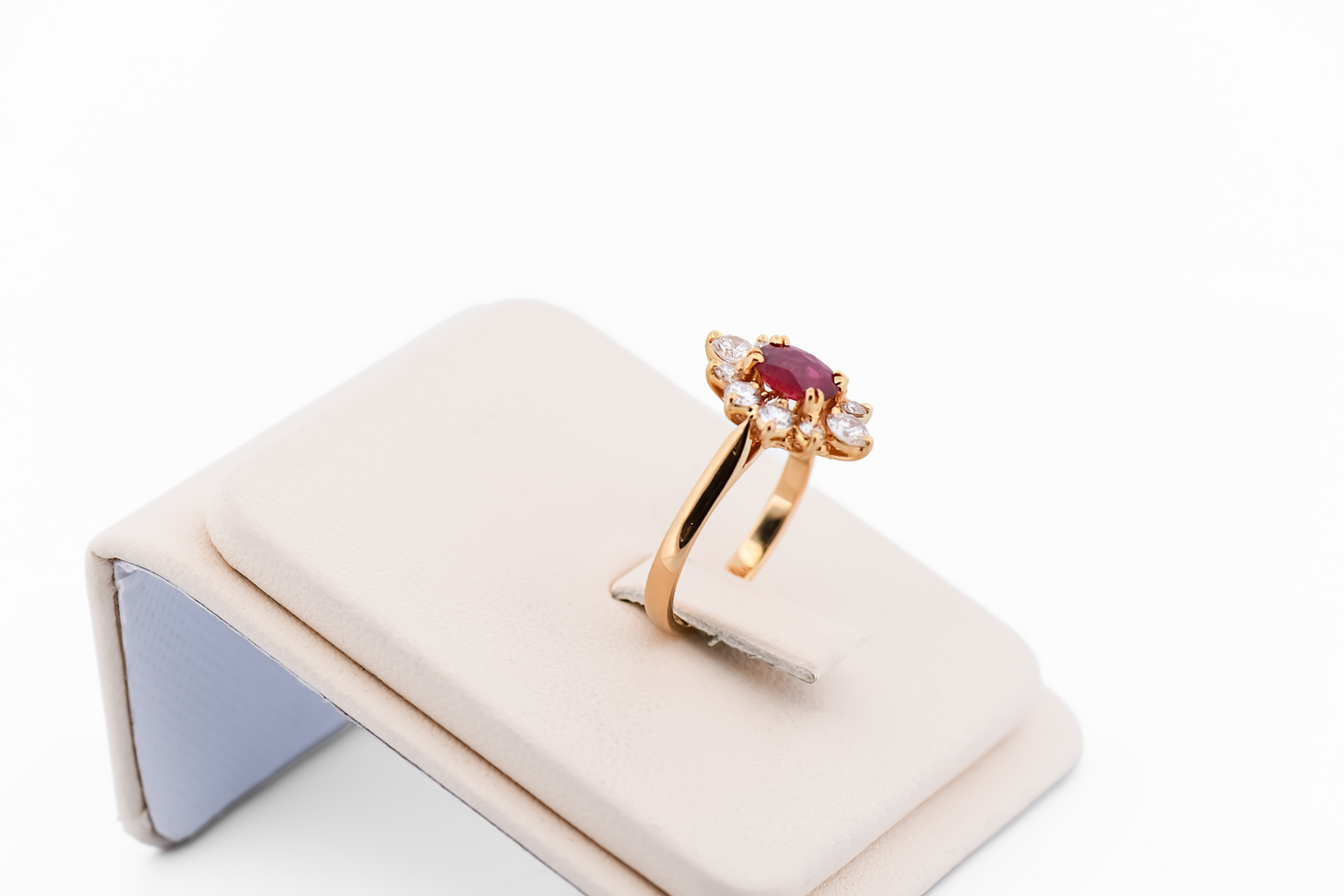 Elegant Oval Ruby & Diamond Halo Ring in 18k Gold