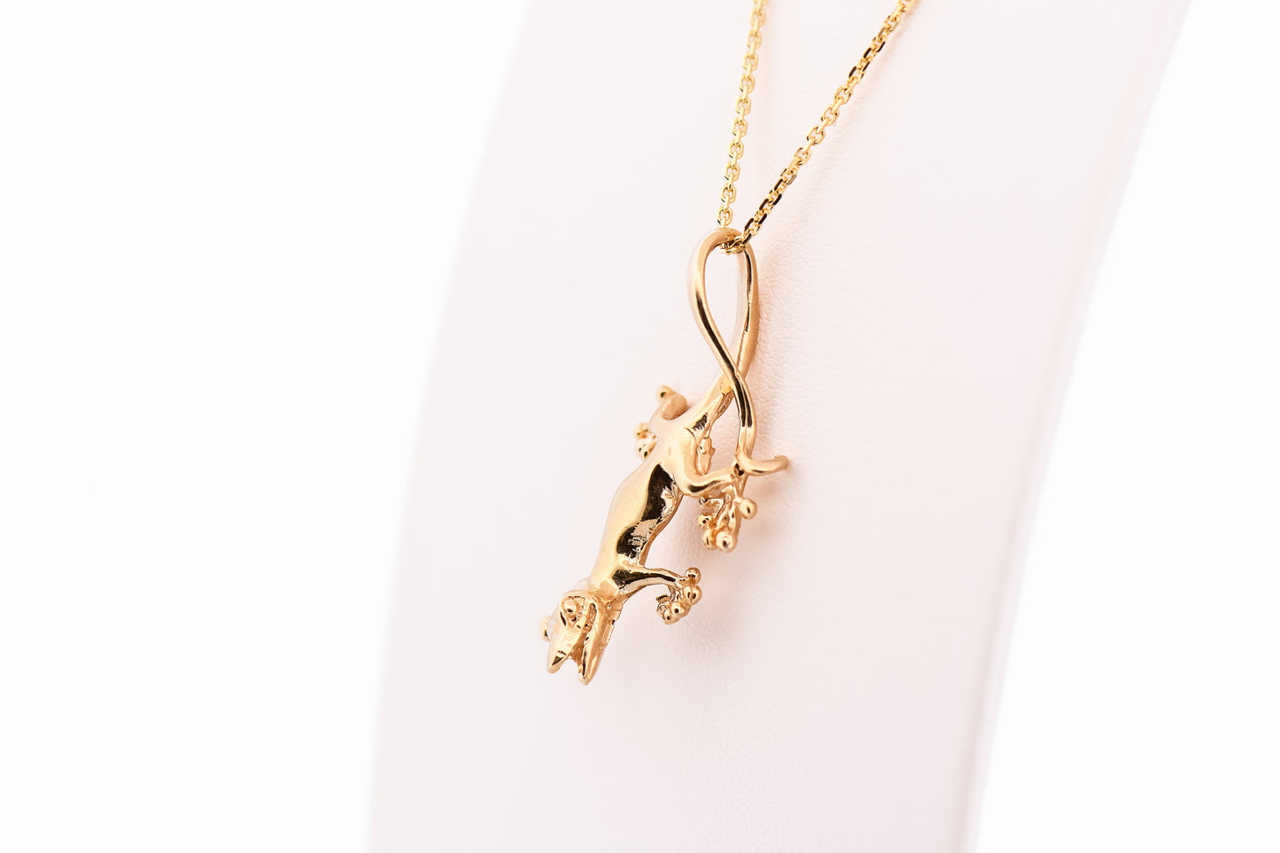 Estate 14k Yellow Gold Gecko Pendant