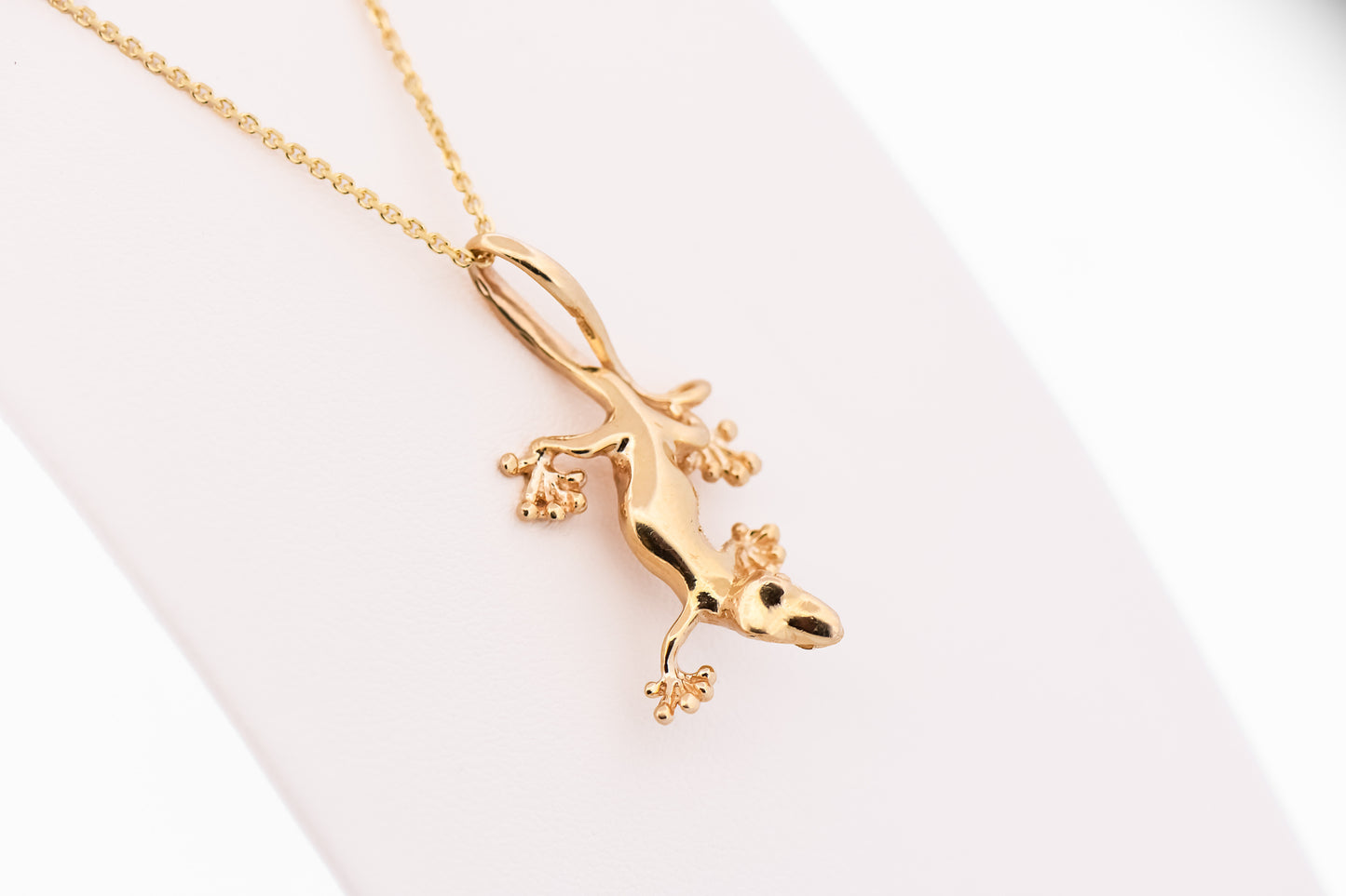 Estate 14k Yellow Gold Gecko Pendant