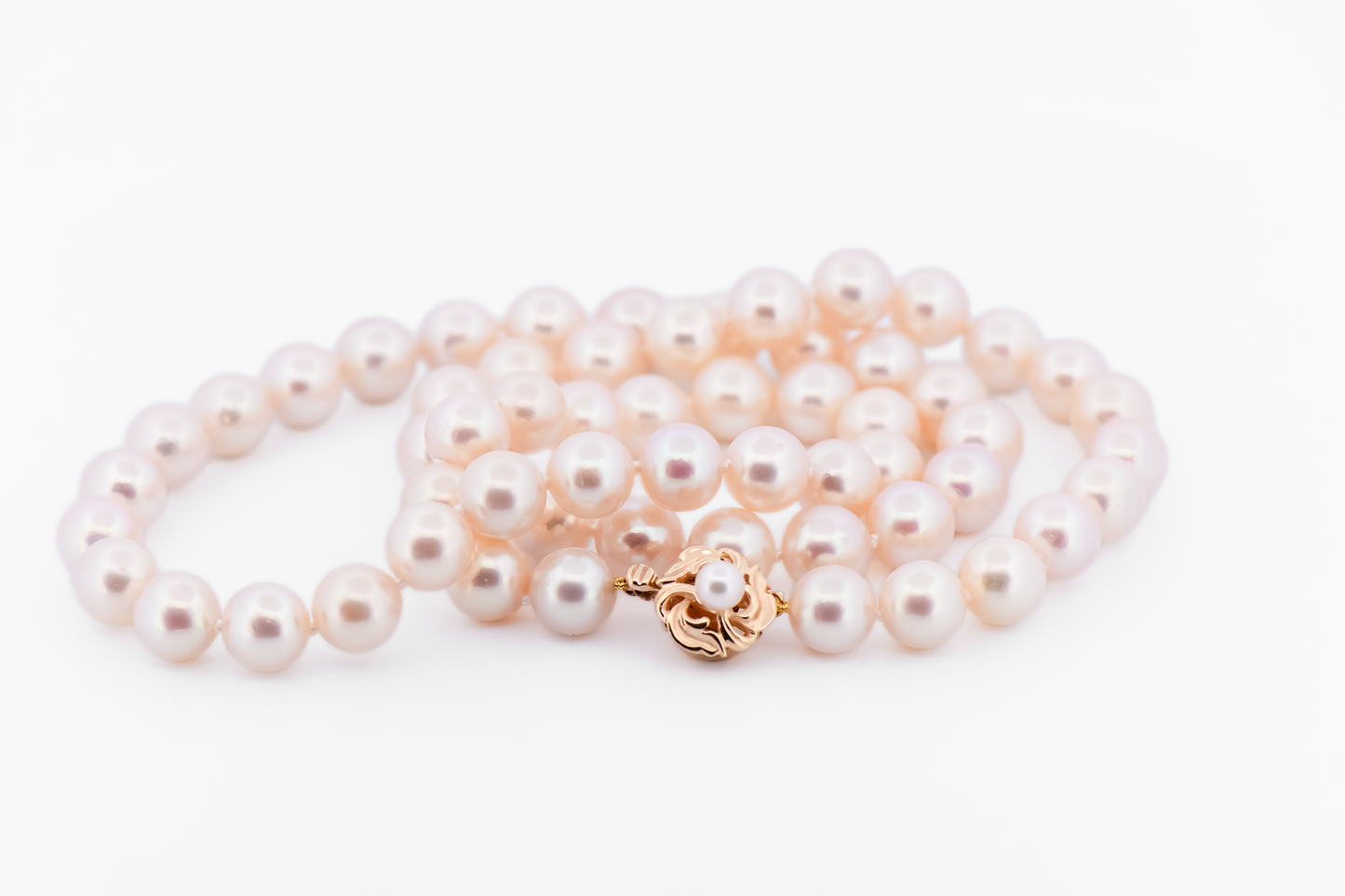 Estate Akoya Pearl Strand with Warm Pink-White Hue