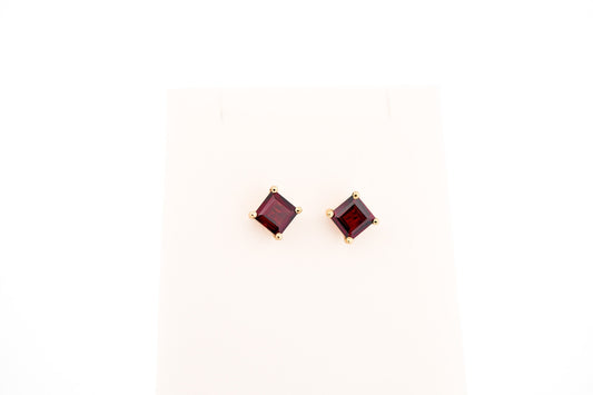 Estate Asscher-Cut Garnet Stud Earrings in Yellow Gold
