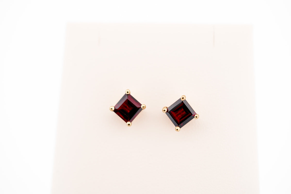 Estate Asscher-Cut Garnet Stud Earrings in Yellow Gold