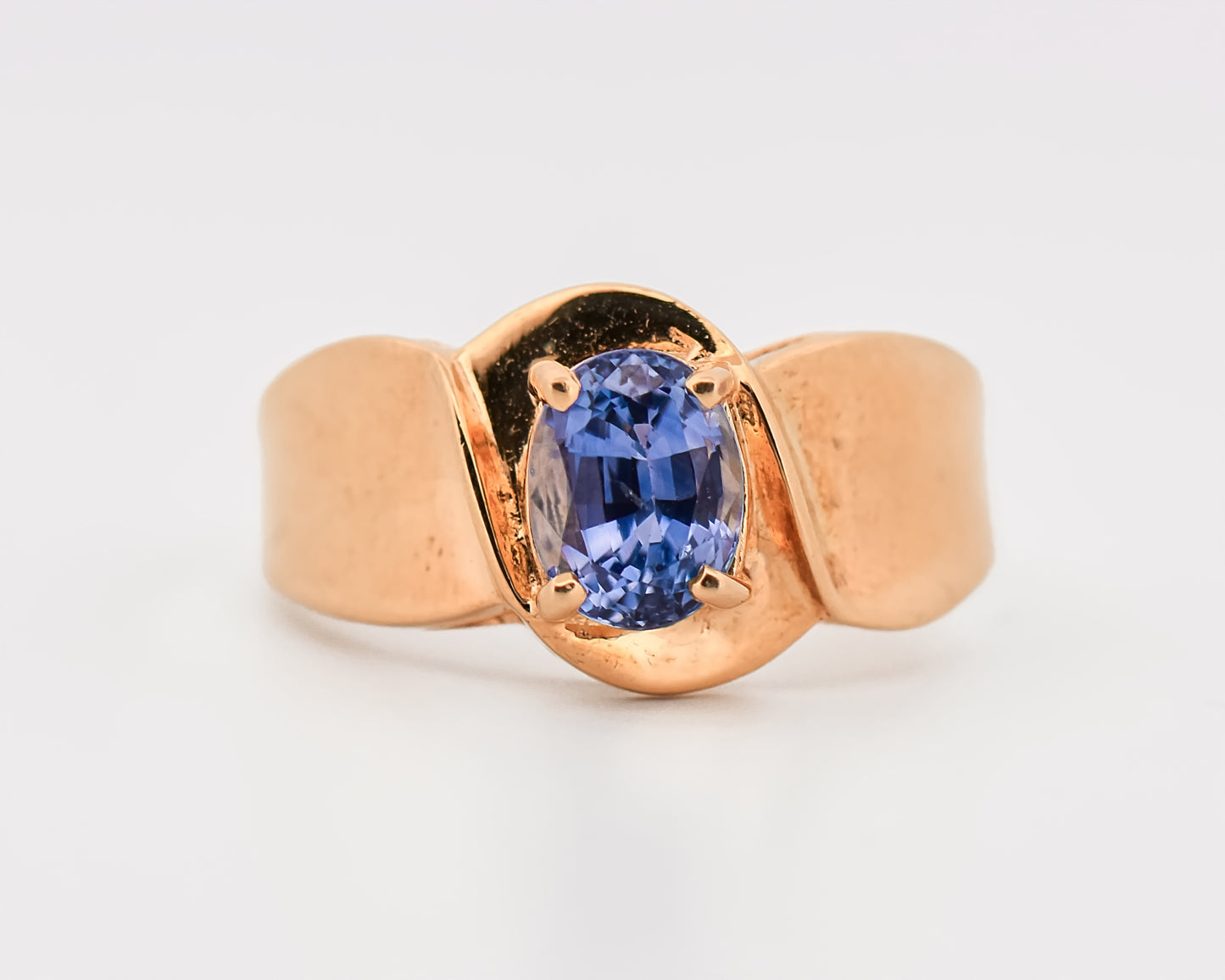 Estate Ceylon Sapphire Ring in Yellow Gold