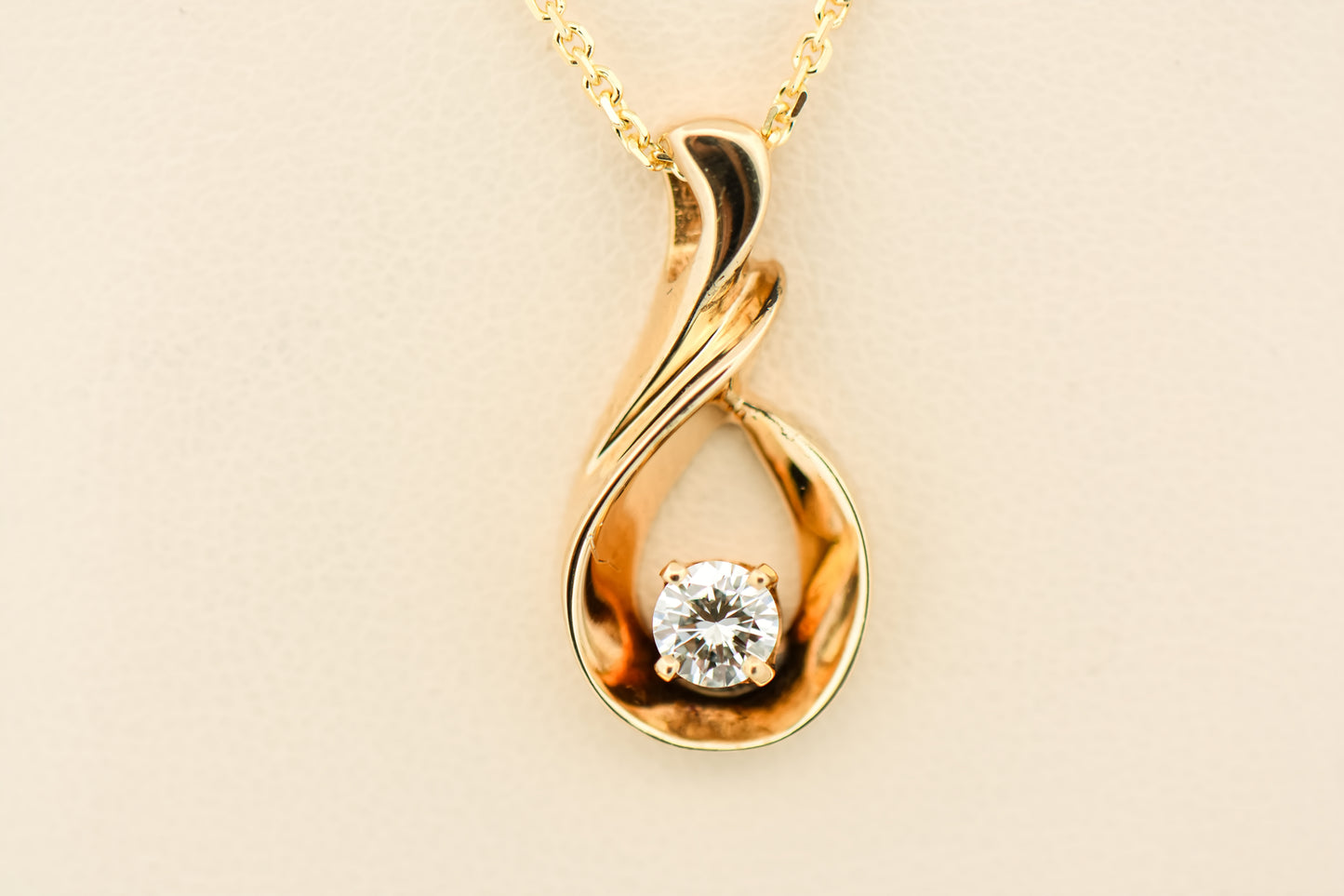 Estate Diamond Swirl Pendant in 14k Yellow Gold
