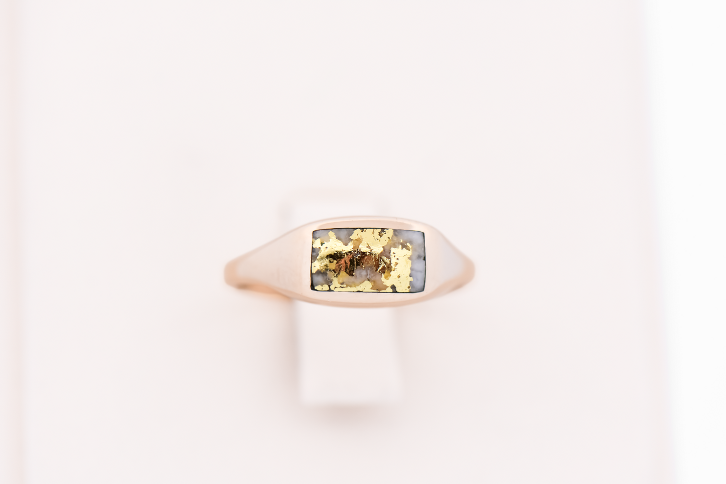 Estate Gold-in-Quartz Inlaid Ring in 14k Yellow Gold