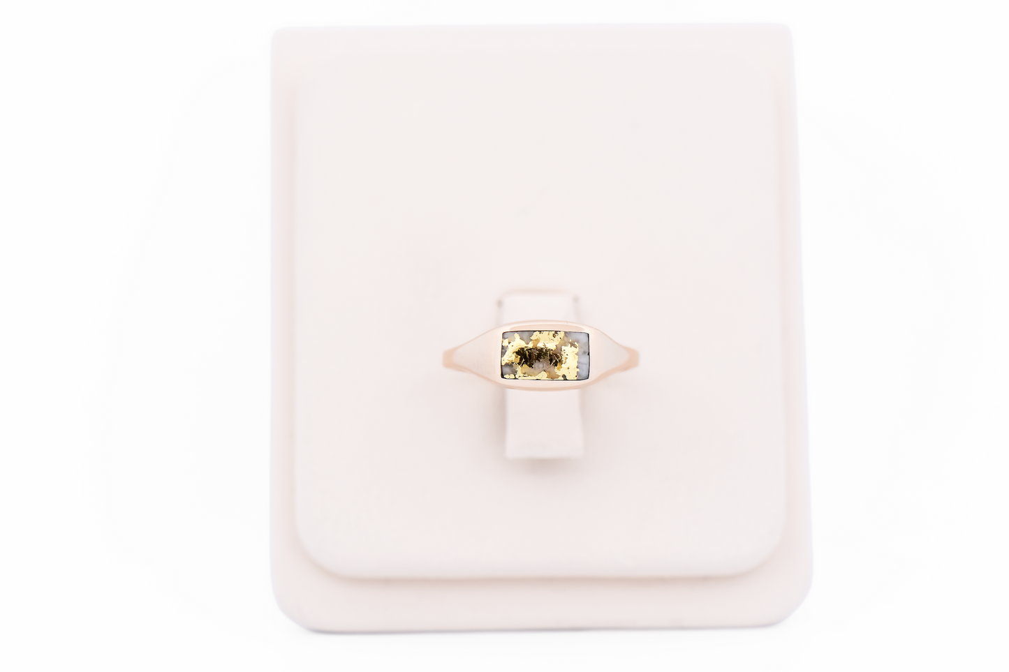 Estate Gold-in-Quartz Inlaid Ring in 14k Yellow Gold