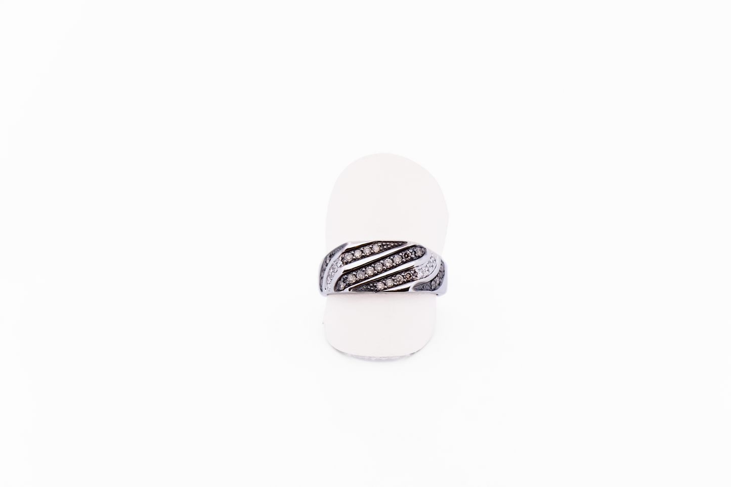Estate Le Vian Chocolate Diamond Gents Ring in White Gold