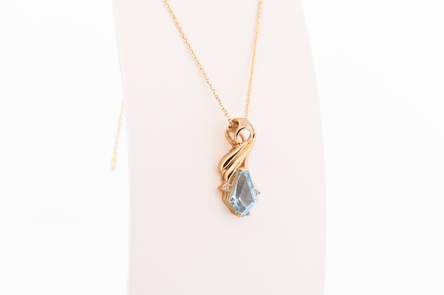 Estate Modern Swirly Gold Pendant with Kite Blue Topaz & Diamonds