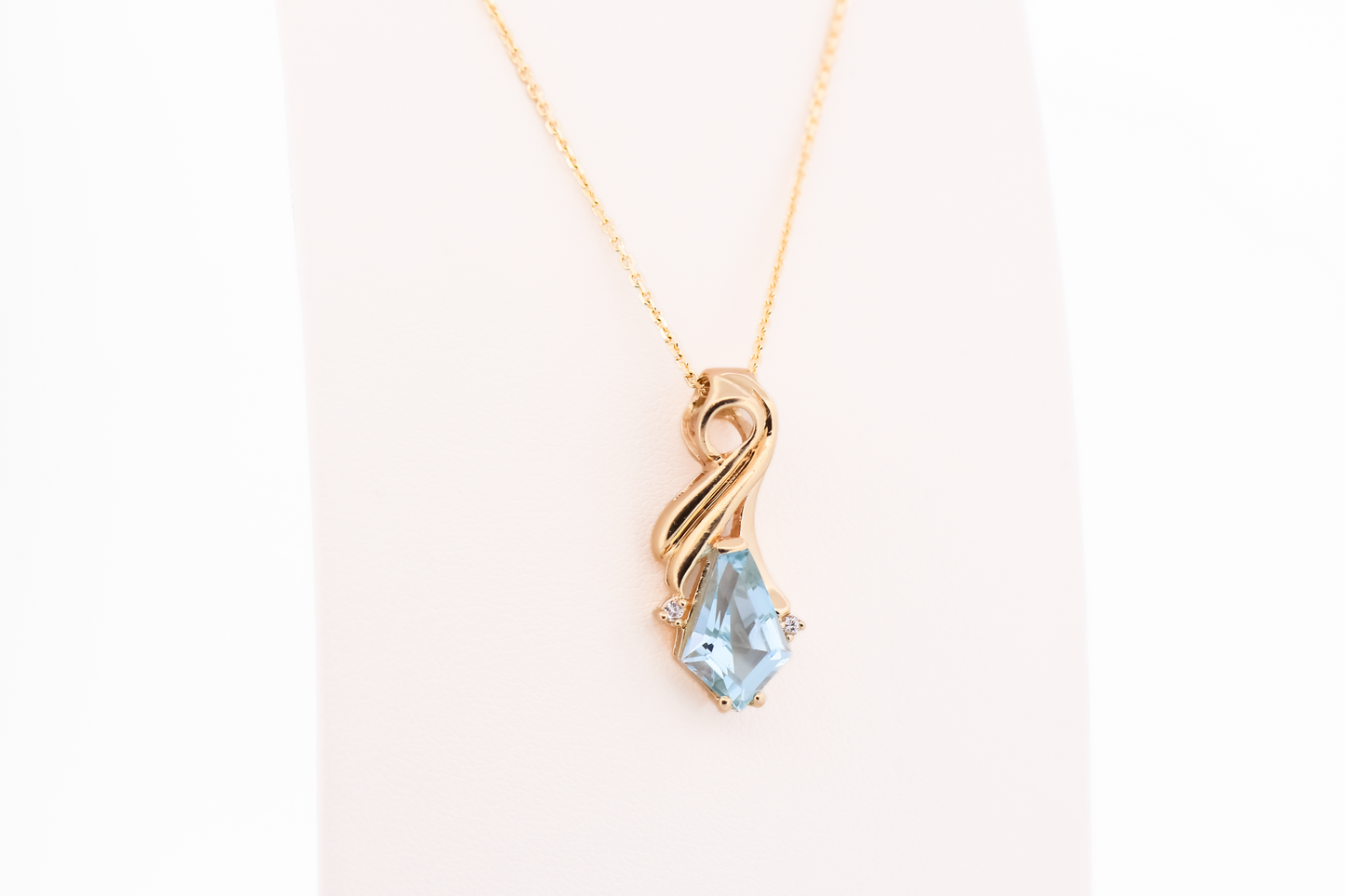 Estate Modern Swirly Gold Pendant with Kite Blue Topaz & Diamonds