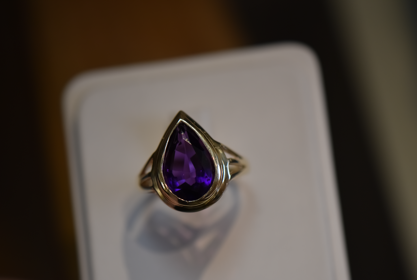 Estate Pear Shaped Amethyst Ring in 14k Yellow Gold Bezel