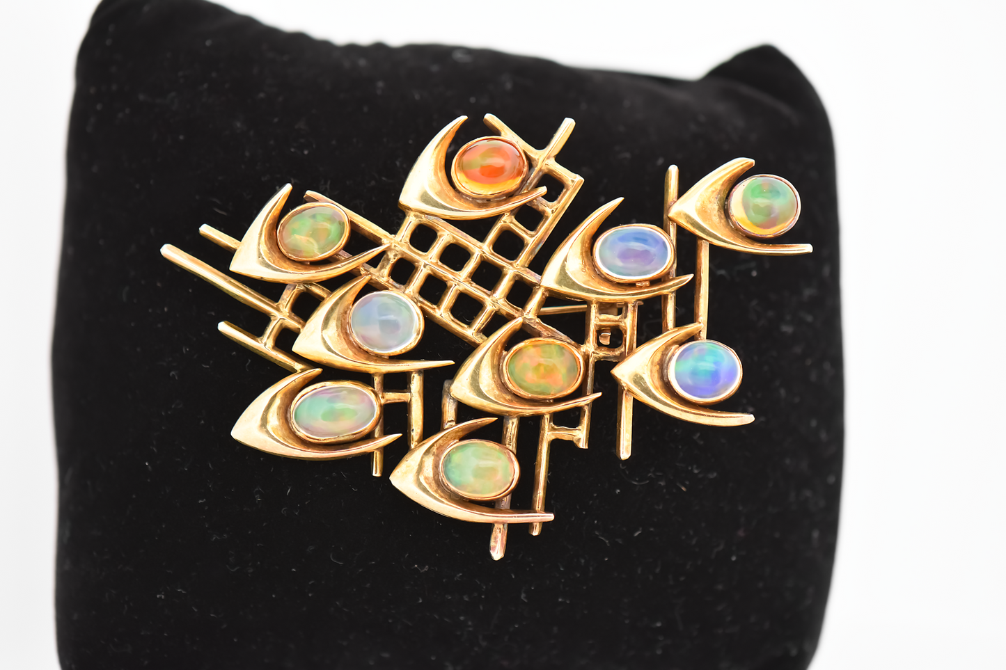 Exceptional Mid-Century Modern "School of Fish" Gold Brooch with Mexican Fire Opals