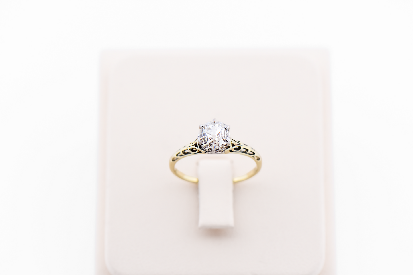 Fabulous 1ct Antique Old Mine Cut Diamond Engagement Ring in Yellow Gold Filigree