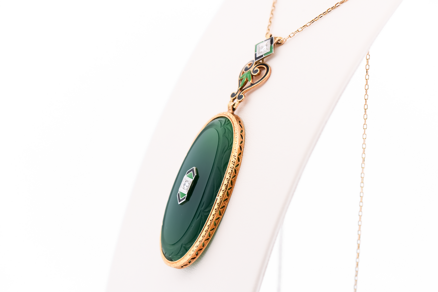Fabulous Art Deco Yellow Gold Necklace with Green Onyx, Enamel & Diamonds