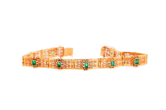Fabulous Vintage 18k Gold Filigree Bracelet with Colombian Emeralds