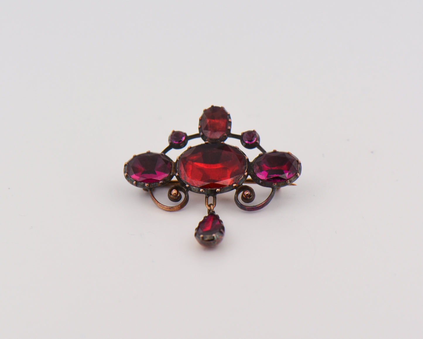 Art Nouveau Murrle Bennet Foil-Backed Garnet Brooch