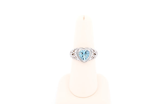 Heart Shape Aquamarine & Diamond Ring in White Gold Filigree