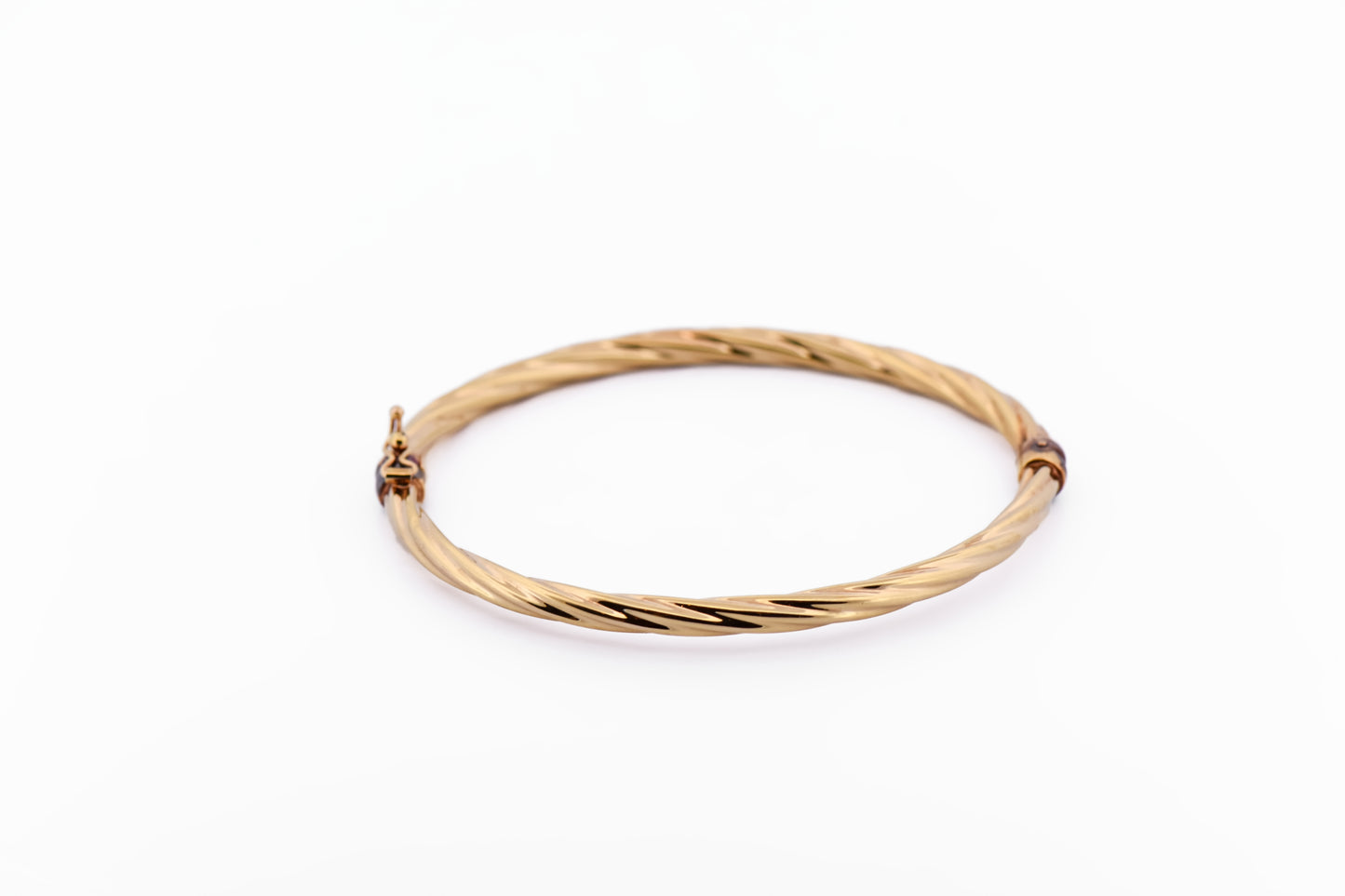 Hollow Hinged Gold Bangle Bracelet in Yellow Gold