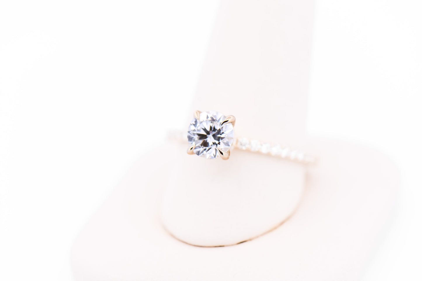 Lab Grown 1ct Diamond Accented Solitaire Engagement Ring with Hidden Halo