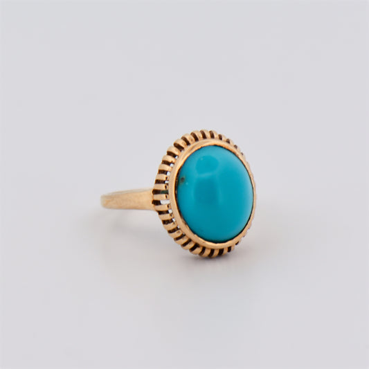 Mid-Century Turquoise Ring in Yellow Gold