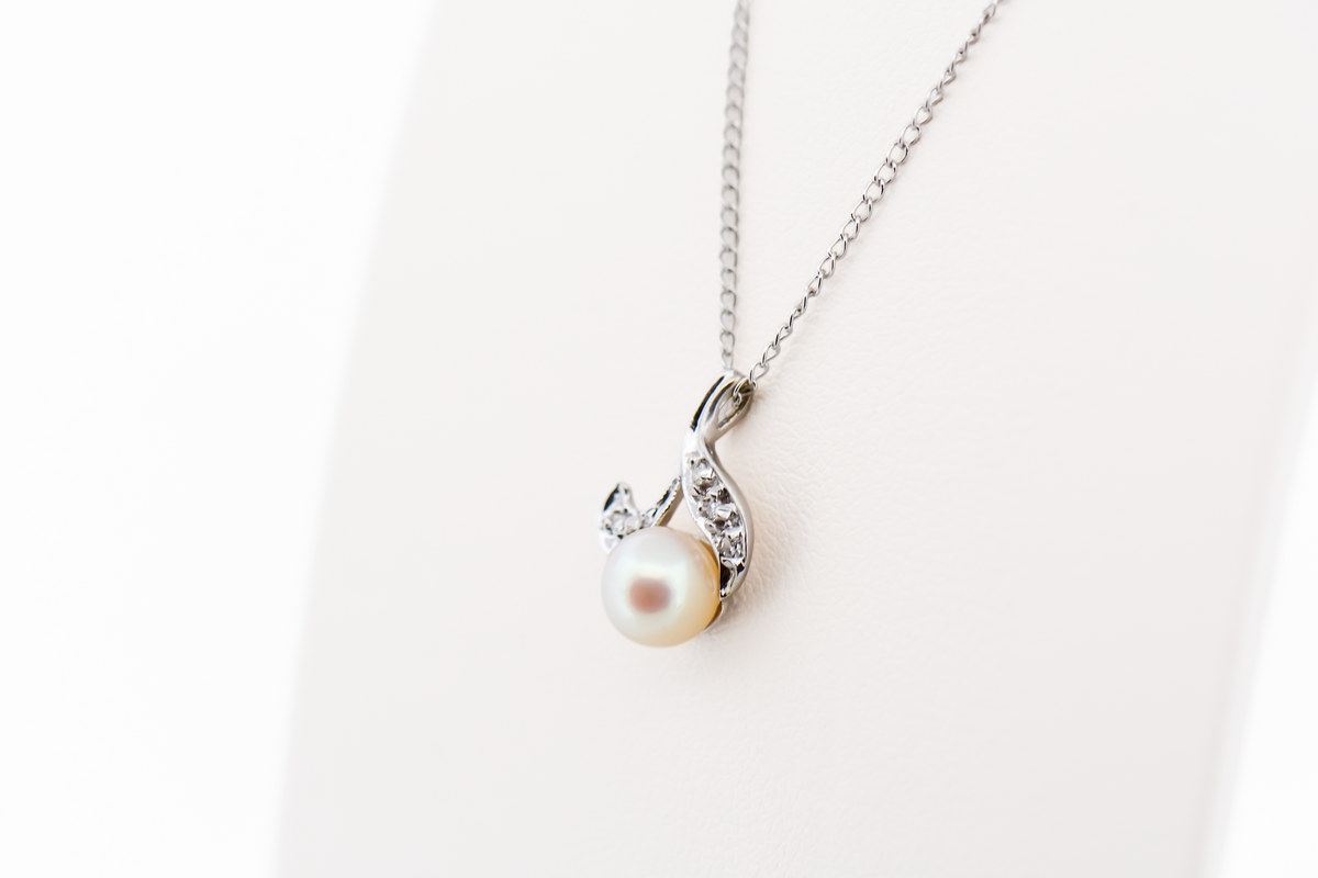 Mid-Century White Akoya Pearl & Diamond Pendant