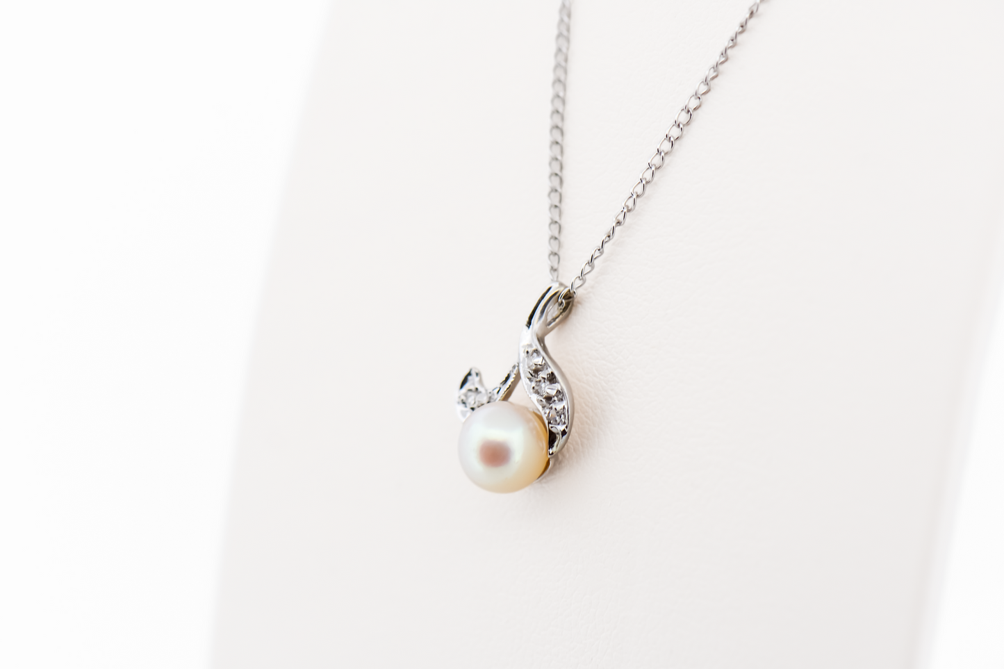 Mid-Century White Akoya Pearl & Diamond Pendant