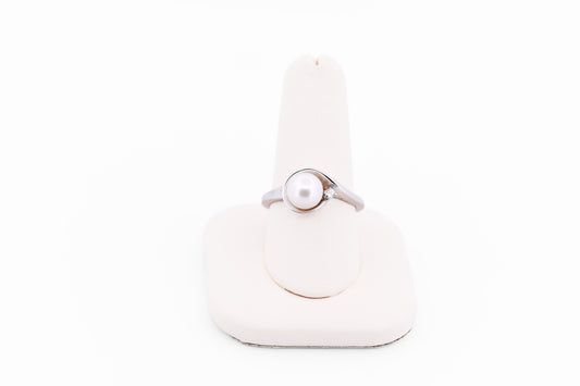 Mid-Century White Gold Swirl Ring with Akoya Pearl & Diamond