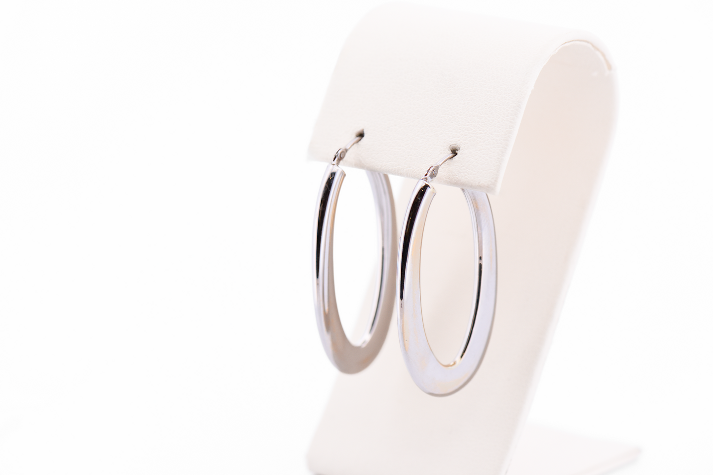 Modern Estate Oval Hollow Hoop Earrings in White Gold