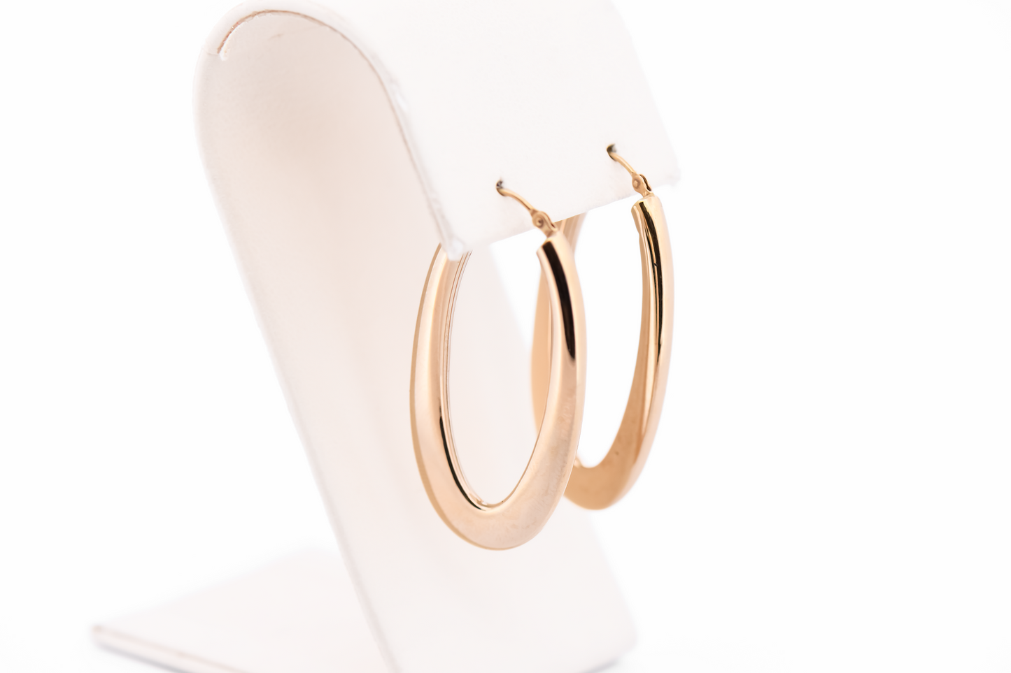 Modern Estate Oval Hollow Hoop Earrings in Yellow Gold