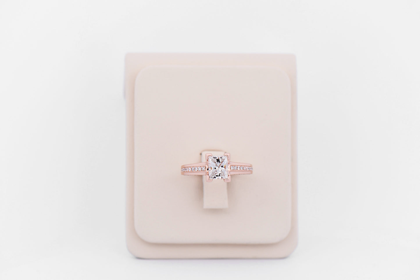 Modern Rose Gold Engagement Ring with 1ct Princess Cut Diamond