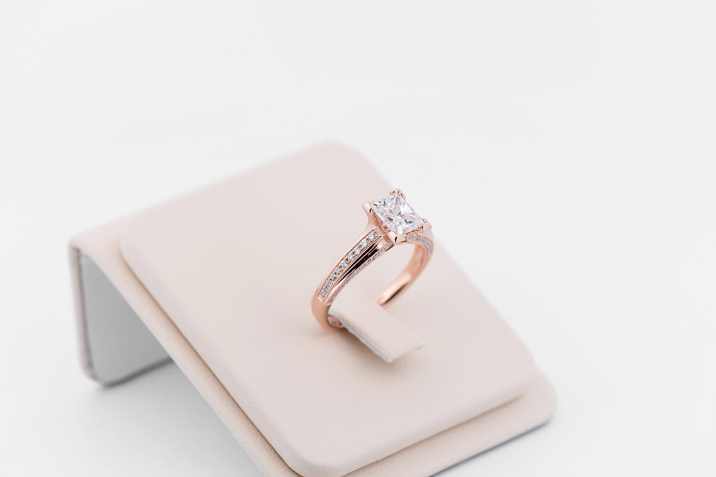 Modern Rose Gold Engagement Ring with 1ct Princess Cut Diamond