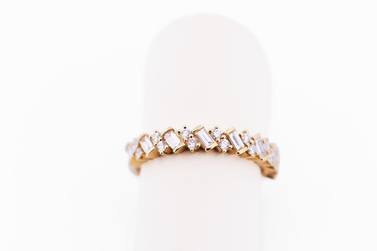 Modern Baguette Diamond Wedding Band in Yellow Gold