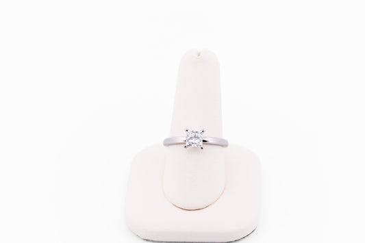 Natural Princess Cut Diamond Solitaire Engagement Ring in White Gold