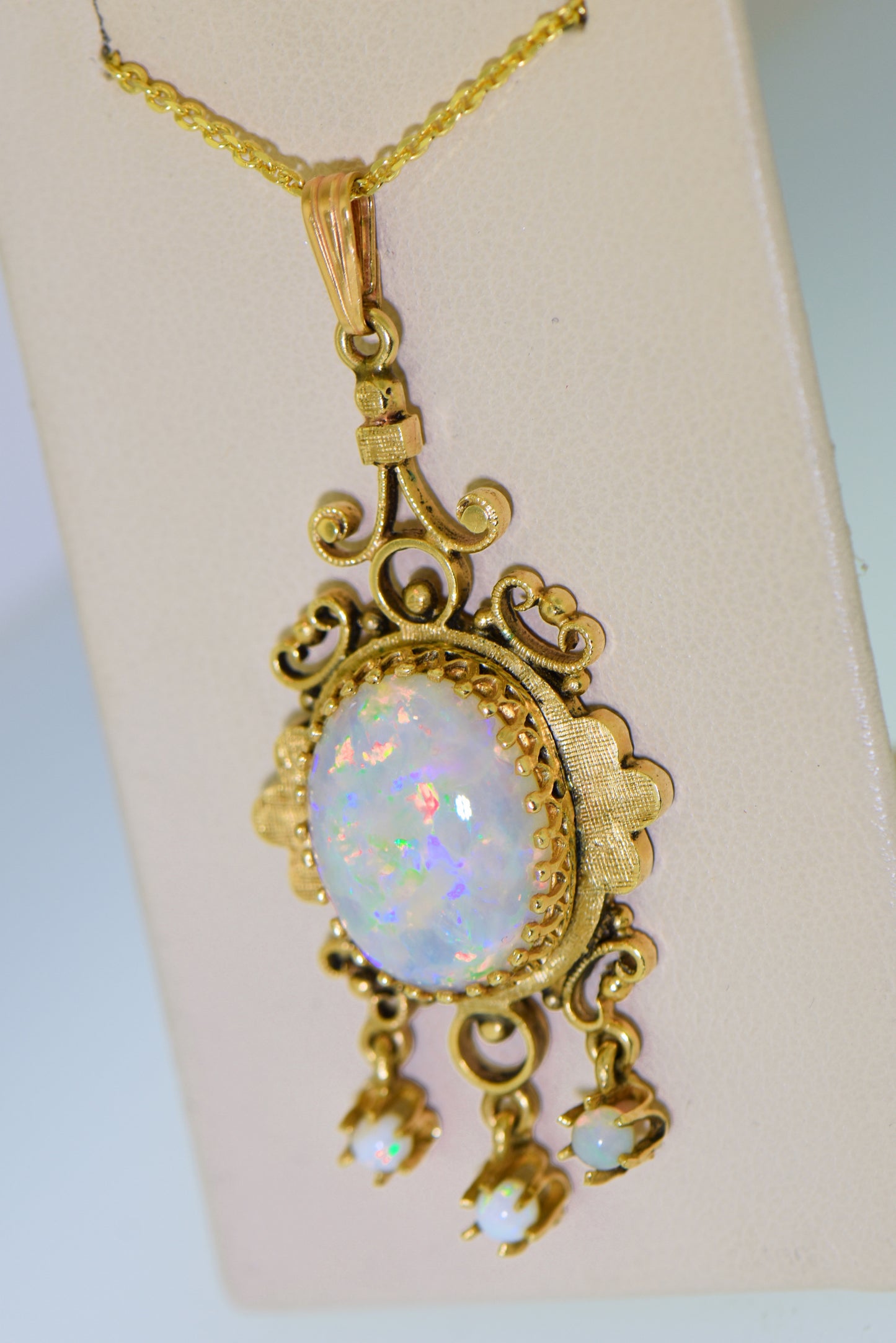 Mid-Century Vintage Italianate Gold & Opal Pendant