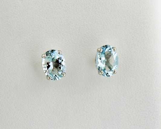 Oval Aquamarine Studs in White Gold