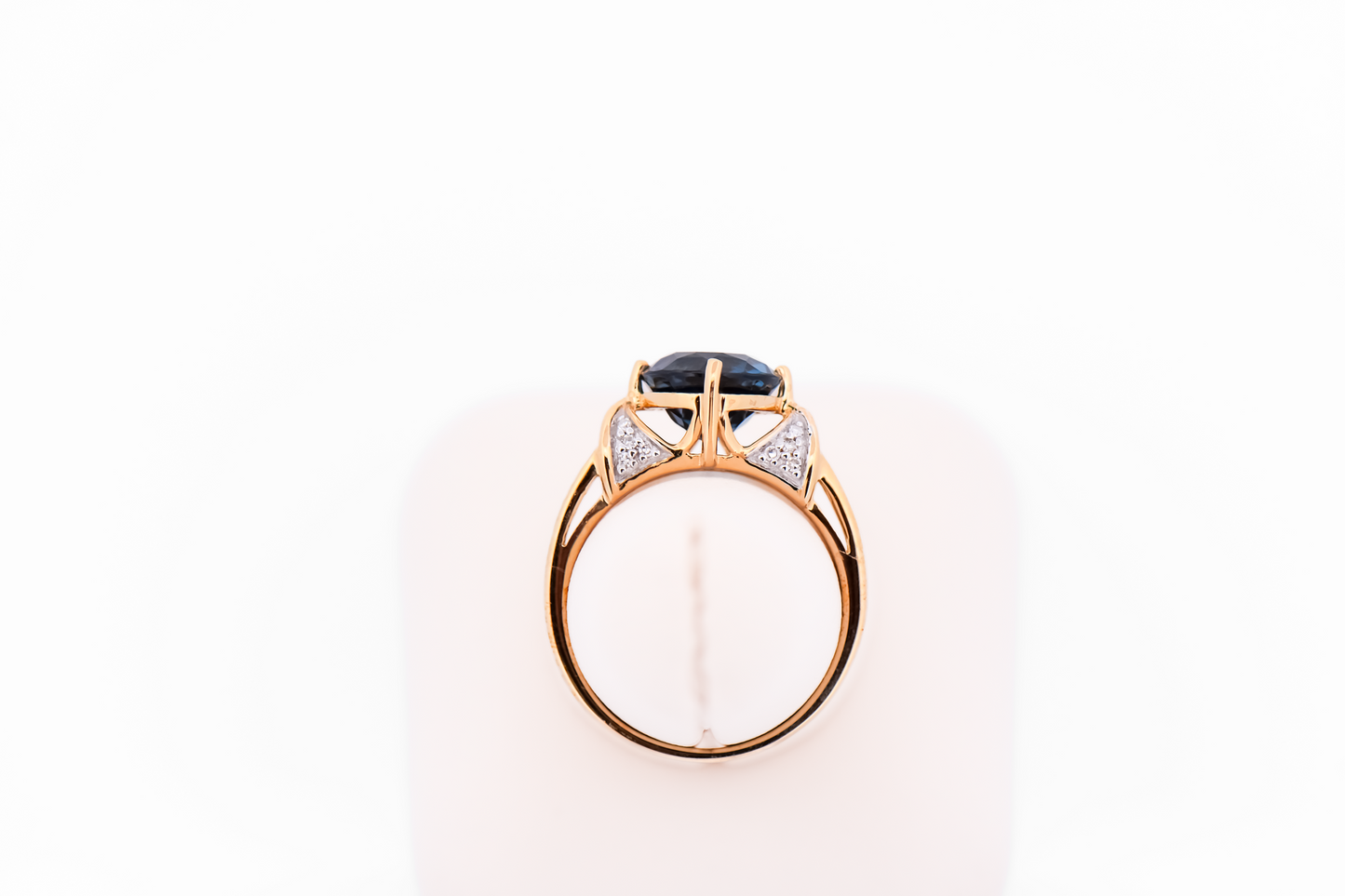 Round London Blue Topaz Ring in Yellow Gold