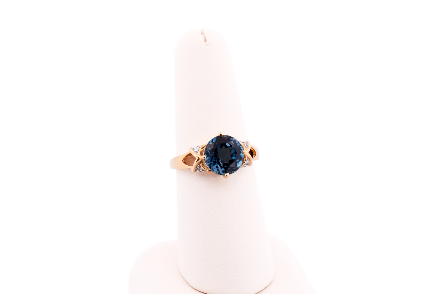 Round London Blue Topaz Ring in Yellow Gold